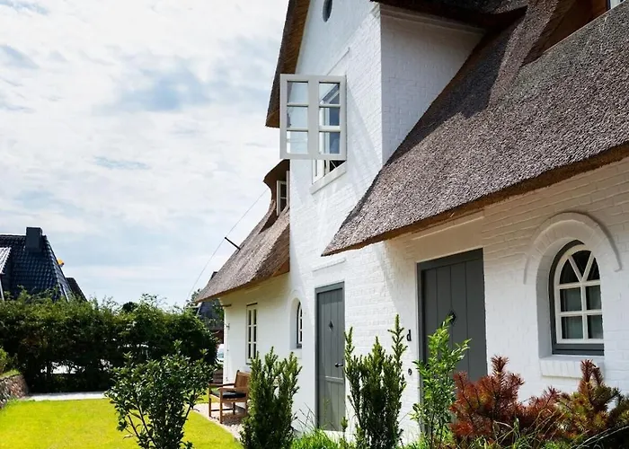 1-Bedroom Holiday Home